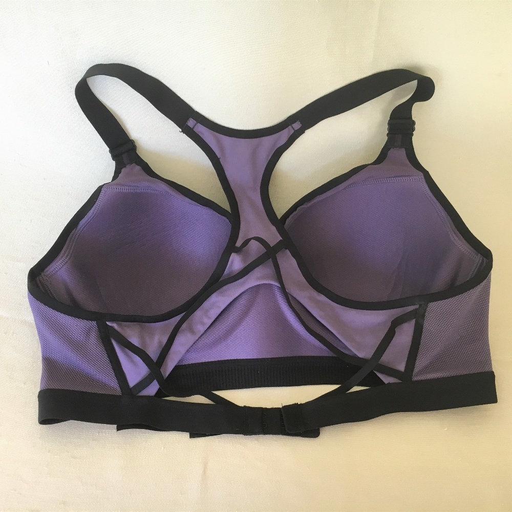 VS Incredible Victoria's Secret Sport Bra
